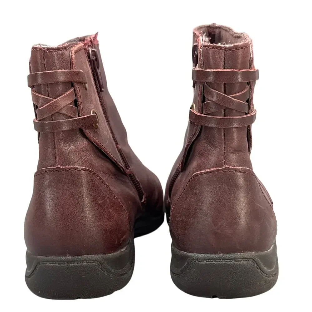 Clarks Collection Christine Burgundy Leather Side Zip Ankle Boot Women 9.5